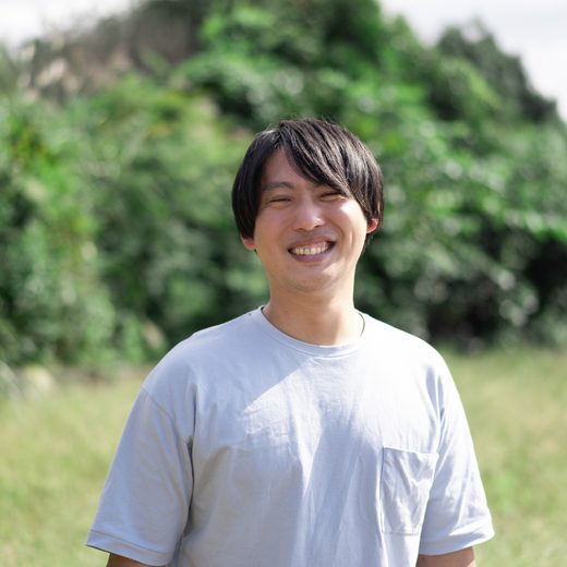 講師 鈴木泰平